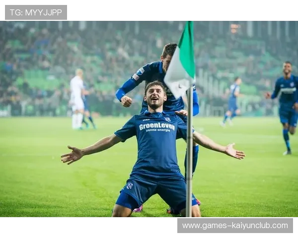 切尔西补入荷兰快翼 切尔西补入荷兰快翼