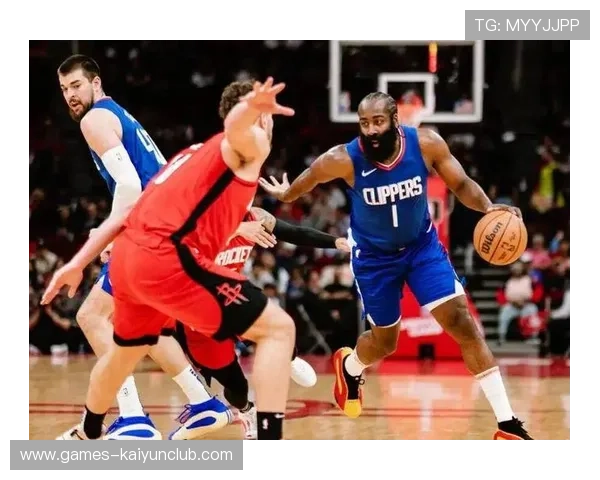 小卡稳健方式主导节奏,快船关键阶段完成反扑 小卡稳健方式主导节奏,快船关键阶段完成反扑