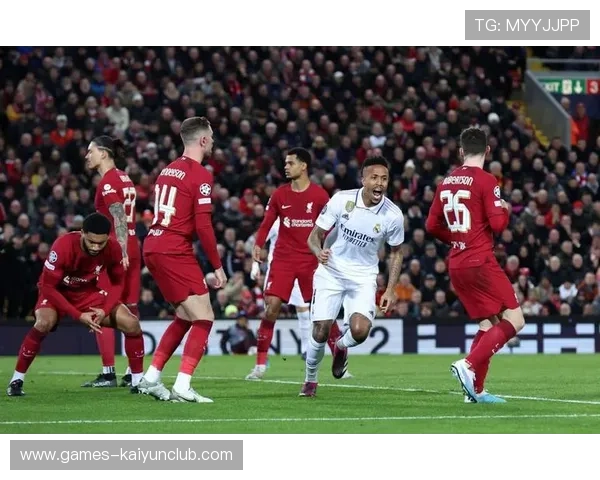 英超利物浦中场抢断带动反击,比分被迅速缩小