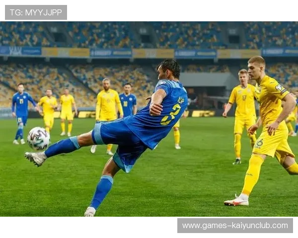 库里角球三分点金，勇士在客场笑纳胜利