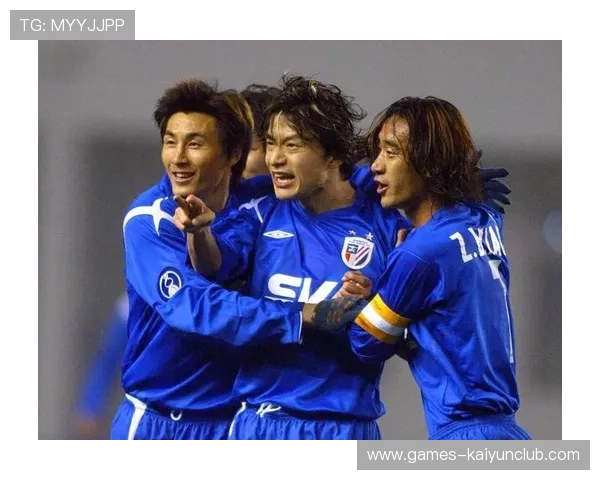 申花战日本豪门，亚冠资格争夺紧张激烈